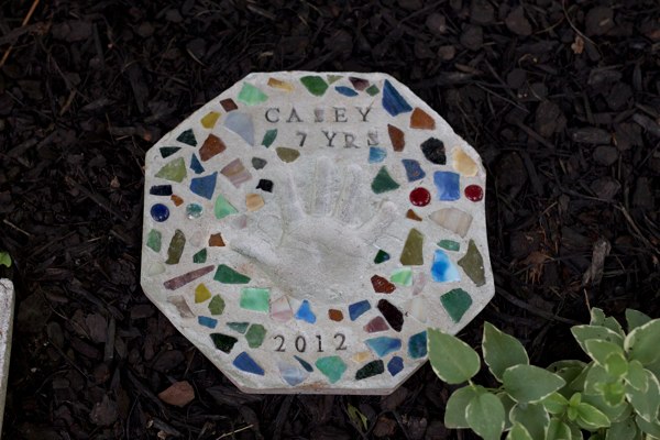 Heartwarming Handprint Stepping Stones, For Gardens