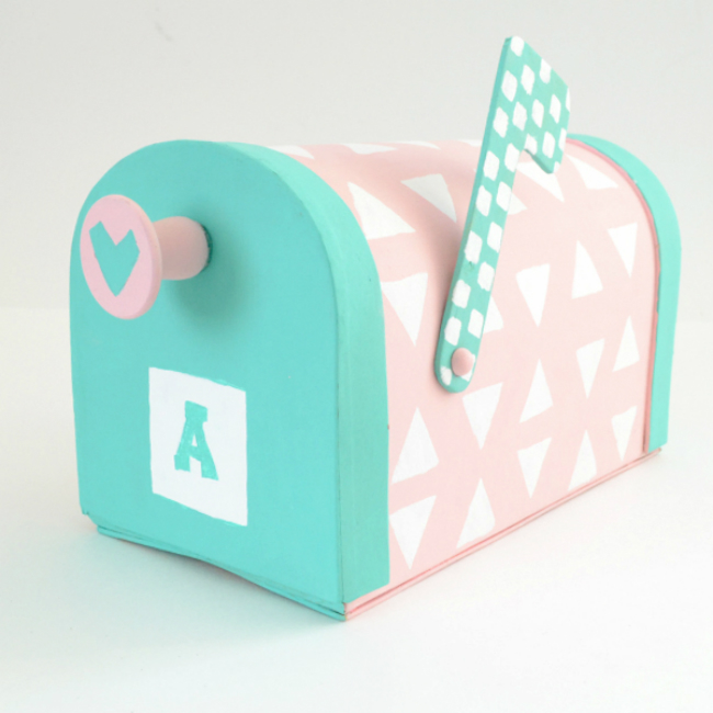 Pastel Valentine’s Box